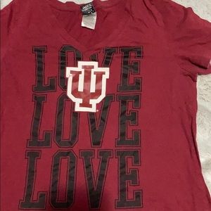 IU tee